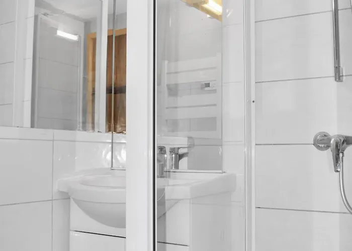 In Val Thorens, 2min Walk To Esf, 6pers *