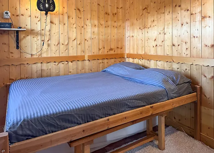 In Val Thorens, 2min Walk To Esf, 6pers *